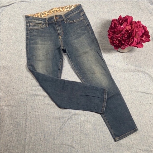 👖 Joe’s “Wild” Cropped Distressed Ankle Jeans 👖 - Picture 3 of 13